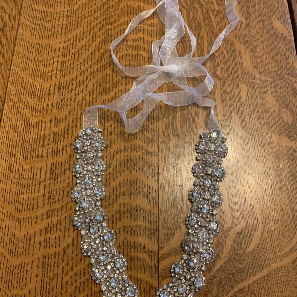 New beautiful rhinestone belt or hair tie.